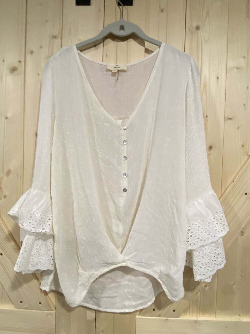 Entro White Swiss Dot V-Neck Button-Front Blouse with Eyelet Ruffle Sleeves Size